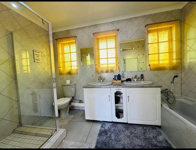 4 BEDROOM HOUSE FOR SALE IN VANDERBIJLPARK SW 5